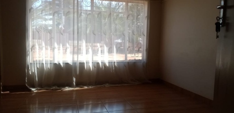 4 Bedroom Property for Sale in Wilkoppies North West